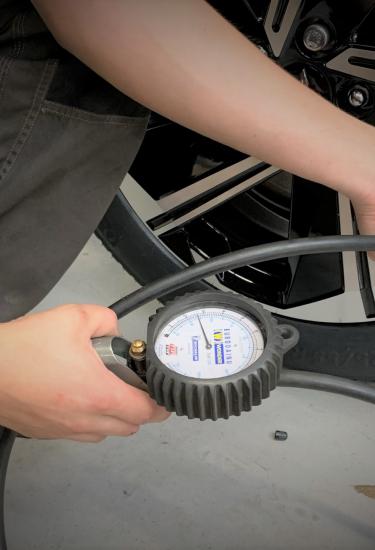 Bandenspanning opnemen